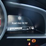 Nowa Mazda 3 / Robert Felczak / Radio Kielce