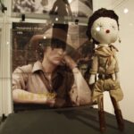 Wystawa "Moda w kinie, największe kreacje", przedstawia 22 lalki portretujące wielkie aktorki w niezapomnianych strojach / Kamil Król / Radio Kielce