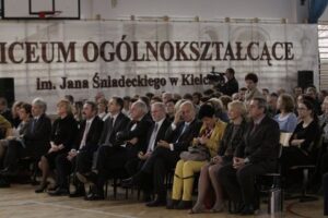 Obchody 110 rocznicy istnienia II Liceum Ogólnokształcącego imienia Jana Śniadeckiego w Kielcach / Kamil Król / Radio Kielce