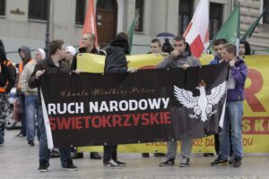 Marsz Niepodległości przeszedł ulicami Kielc. Zorganizował go Ruch Narodowy Świętokrzyskie / Kamil Król / Radio Kielce