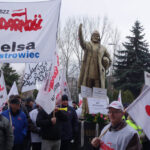 Manifestacja związkowców z NSZZ "Solidarność", OPZZ i Forum Związków Zawodowych / Stanisław Blinstrub / Radio Kielce