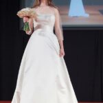 Pokaz sukni ślubnych w Targach Kielce / Artur Wiśniewski / Radio Kielce