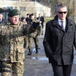 Minister Tomasz Siemoniak odwiedził Ćwiczenia COBRA 12 / WOJSKA SPECJALNE / archiwum MON