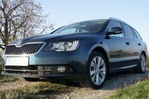 Skoda Superb / Robert Felczak / Radio Kielce