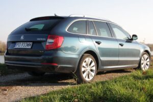 Skoda Superb / Robert Felczak / Radio Kielce