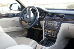 Skoda Superb / Robert Felczak / Radio Kielce