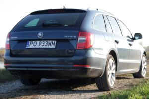 Skoda Superb / Robert Felczak / Radio Kielce