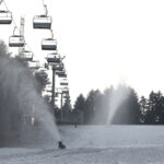 Rozpoczęto naśnieżanie kieleckich stoków narciarskich.Telegraf. / Piotr Michalski / Radio Kielce