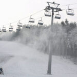 Rozpoczęto naśnieżanie kieleckich stoków narciarskich.Telegraf. / Piotr Michalski / Radio Kielce