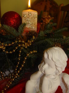 Stroik świąteczny własnoręcznie wykonany przez autorkę zdjęcia / Paulina Jagocka