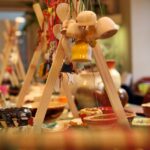 Wystawa i produkcja ozdób z ceramiki w Muzeum Zabawek i Zabawy w Kielcach / Stanisław Blinstrub / Radio Kielce