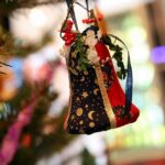 Dzieci ze szkoły i przedszkola w Piekoszowie ubrały Choinkę w Teatrze Kubuś / Stanisław Blinstrub / Radio Kielce