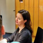 Licytacja Choinki 2 LO w Kielcach - z samego rana przed lekcjami studio odwiedzili uczniowie i nauczyciele szkoły / Stanisław Blionstrub / Radio Kielce