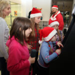 Dzień Dobry Dzieci z Mikołajem w Muzeum Zabawek i Zabawy / Stanisław Blinstrub / Radio Kielce