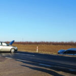 Przez 4 godziny zablokowana była droga krajowa numer 9. W miejscowości Kurów, w powiecie opatowskim zderzyły się 3 osobowe samochody. W wyniku tego wypadku dwóch chłopców w wieku, 9 i 10 lat zostało przewiezionych do szpitala. / mat. Policji