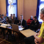 Debata WF z Klasą w V Liceum Ogólnokształcącym / Wojciech Habdas / Radio Kielce