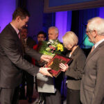 Świętokrzyska Gala Jakości. Nagrody z okazji XV-lecia istnienia Konkursu Świętokrzyska Nagroda Jakości otrzymali: Jan Rutkowski, Ryszard Wierzbicki, Marek Eberhardt, Barbara Mańko, Joanna Piotrowska / Wojciech Habdas / Radio Kielce