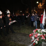 Przedstawiciele NSZZ "Solidarność" oraz władz samorządowych i organizacji społecznych złożyli kwiaty przed tablicą upamiętniającą powstanie "Solidarności". / Wojciech Habdas / Radio Kielce