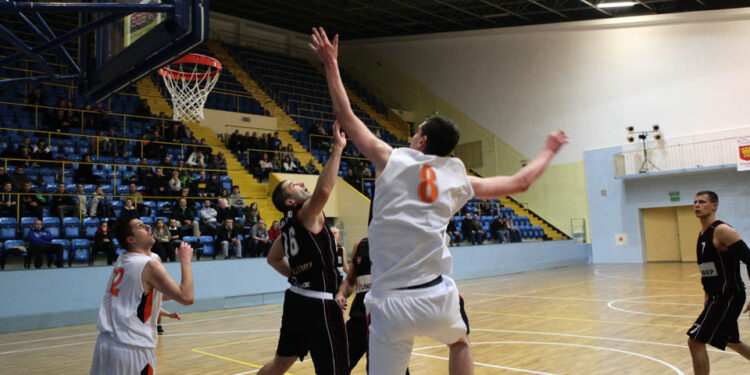 UMKS Kielce - BKS TUR Bielsk Podlaski / Wojciech Habdas / Radio Kielce