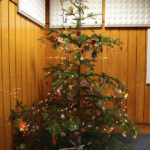 Choinka pod choinkę. Drzewko przygotowane przez Ojców Oblatów ze Św. Krzyża. / Wojciech Habdas / Radio Kielce