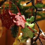 Choinka pod choinkę. Drzewko przygotowane przez Ojców Oblatów ze Św. Krzyża. / Wojciech Habdas / Radio Kielce