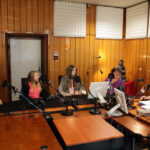 10.17 - w studiu Robert Szumielewicz i Jego goście Natalia Ziółkowska ze Starachowic, mama Magda, babcia Jadwiga i koleżanka Nikola. / Wojciech Habdas / Radio Kielce