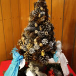 Finał 5go dnia akcji "Choinka pod choinkę" - licytowane drzewko / Wojciech Habdas / Radio Kielce