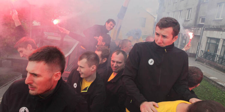 Powitanie drużyny Vive Targi Kielce, trzeciej drużyny Europy, po powrocie z Final4 w Kolonii / Wojciech Habdas
