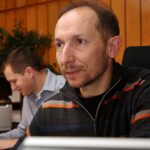 Ostateczna licytacja choinki mieszkańców Daleszyc skupiony realizator Marek Stefaniec / Stanisław Blinstrub / Radio Kielce