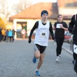 Artur Kozłowski (z nr 48) z klubu Asklepios Potraf Team zajął w biegu głównym drugie miejsce / Kamil Król / Radio Kielce