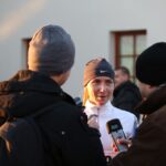 Najlepsza z kobiet w biegu głównym Białorusinka Swietłana Kudelicz w rozmowie z dziennikarzami / Kamil Król / Radio Kielce