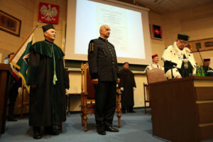 Uroczyste nadanie tytułu doktora honoris causa Politechniki Świętokrzyskiej prof. dr hab. inż. Antoniemu J. Tajdusiowi, dr h.c. / Wojciech Habdas / Radio Kielce