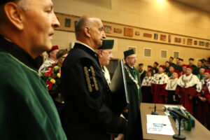 Uroczyste nadanie tytułu doktora honoris causa Politechniki Świętokrzyskiej prof. dr hab. inż. Antoniemu J. Tajdusiowi, dr h.c. / Wojciech Habdas / Radio Kielce