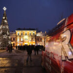 Świąteczne Kielce. 6 grudnia Prezydent Kielc uruchomił iluminację choinki. / Wojciech Habdas / Radio Kielce