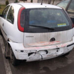 12 zniszczonych pojazdów to skutek nocnego rajdu pijanego kierowcy w Staszowie. / mat. Policji