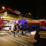 Autobus MPK staranował kilka samochodów w centrum Kielc. / Piotr Michalski / Radio Kielce