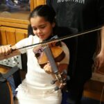 DDD o skrzypcach niekoniecznie w filharmonii. / Piotr Michalski / Radio Kielce