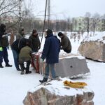 Kamienne bloki na Skwerze Pamięci Ofiar Katyńskich. / Piotr Michalski / Radio Kielce