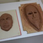 Warsztaty zdobienia masek afrykańskich / Piotr Michalski / Radio Kielce