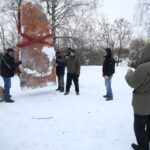 Kamienne bloki na Skwerze Pamięci Ofiar Katyńskich. / Piotr Michalski / Radio Kielce