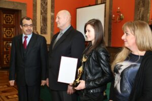 Siedmiu Wspaniałych 2013 - Sara Domagała wraz z opiekunami / Stanisław Blinstrub / Radio Kielce