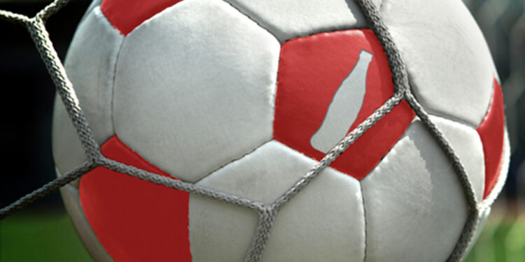 Coca Cola Cup / Facebook