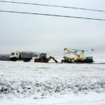 Energetycy naprawiają uszkodzone linie elektryczne w okolicach Bodzentyna. / Paweł Klepka / Radio Kielce