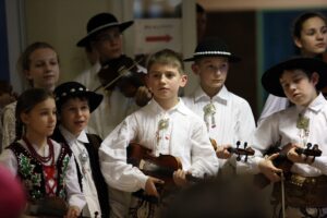 Koncert góralskiego zespołu "Majeranki" z Chabówki koło Rabki / Stanisław Blinstrub / Radio Kielce