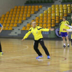 Pierwsze treningi z drużyną przeprowadził dzisiaj w Hali Legionów nowy trener Vive Targów Kielce Tałant Dujszebajew. / Wojciech Habdas / Radio Kielce