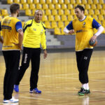 Pierwsze treningi z drużyną przeprowadził dzisiaj w Hali Legionów nowy trener Vive Targów Kielce Tałant Dujszebajew. / Wojciech Habdas / Radio Kielce