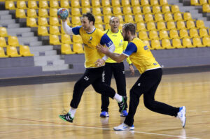 Pierwsze treningi z drużyną przeprowadził dzisiaj w Hali Legionów nowy trener Vive Targów Kielce Tałant Dujszebajew. / Wojciech Habdas / Radio Kielce