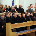 W Starachowicach odsłonięto tablicę poświęconą pamięci Jadwigi Kaczyńskiej. W uroczystości uczestniczył Jarosław Kaczyński. / Wojciech Habdas / Radio Kielce