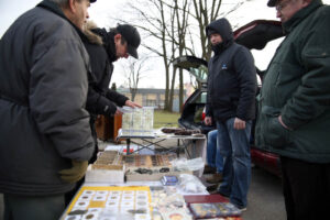 W każdą drugą sobotę miesiąca WDK organizuje giełdę staroci. / Kamil Król / Radio Kielce