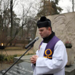 69 rocznica wkroczenia wojsk radzieckich do Kielc. Przed pomnikiem na Cmentarzu Żołnierzy Radzieckich przedstawiciele władz i delegacje kombatantów złożyły kwiaty. / Kamil Król / Radio Kielce